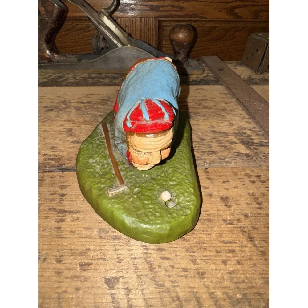 Vintage Funny Golfer Figurine Blowing Golf Ball in Hole Great Gift For Golfers‎